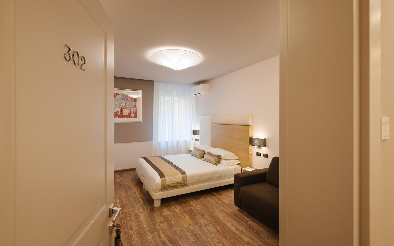 Etruska Luxury Trastevere Guesthouse Rzym Zewnętrze zdjęcie